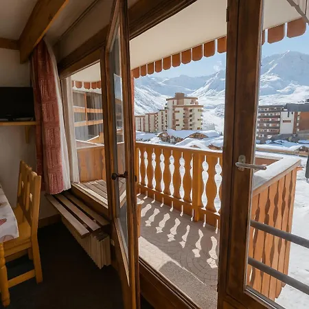 Neves - * Val Thorens