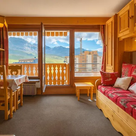 Apartament Neves - *